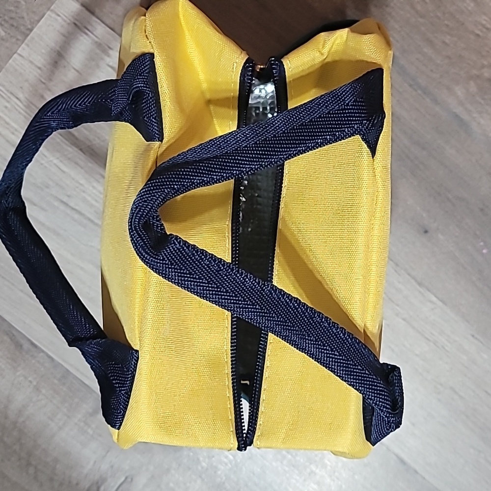Winnie the Pooh Lunch Sak Tote Bag NEW - Picture 5 of 7